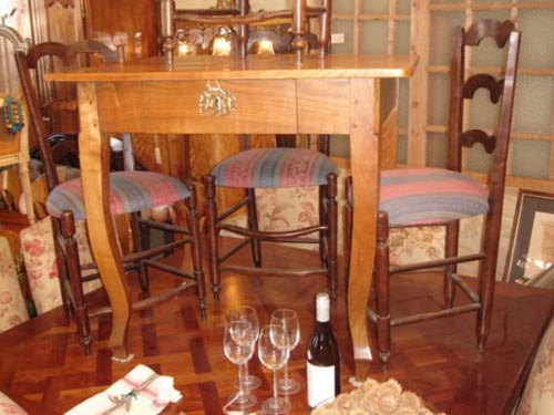 Provincial cherrywood table well shaped