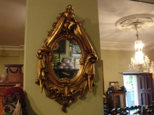 Carved giltwood venetian mirror